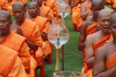 Budistas (1)