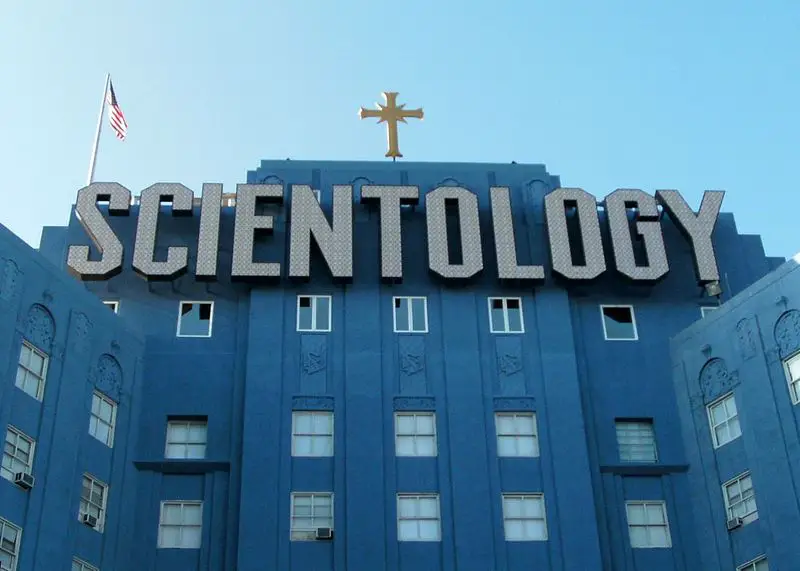 800px-Church_of_Scientology_building_in_Los_Angeles,_Fountain_Avenue