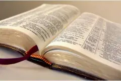 Estudo bíblico (8)