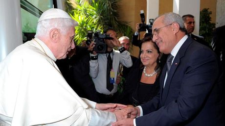 Benedicto-XVI-presidente-Michel-Suleiman_NACIMA20120915_0011_6