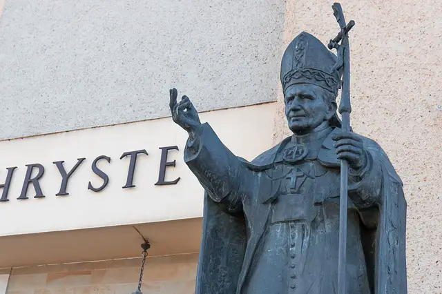 Estatua de Papa João Paulo II